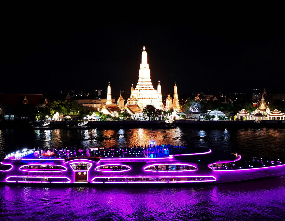 Route Highlights: Iconic landmarks like Wat Arun and the Grand Palace.